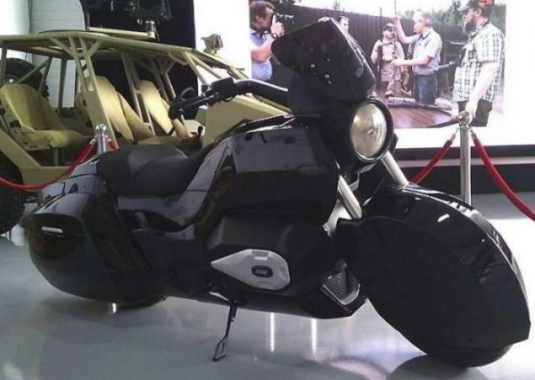<br />
			Новое творение концерна Калашникова - тяжелый мотоцикл (9 фото)