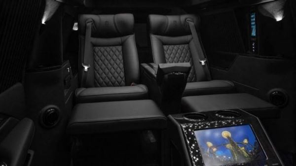 <br />
			Cadillac Escalade превратили в роскошный лимузин (5 фото)
