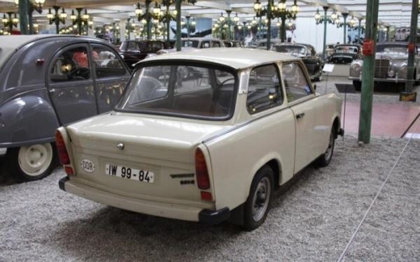 <br />
			Trabant 601 - народный автомобиль из ГДР (5 фото)