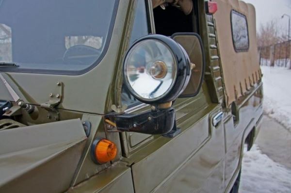 <br />
			Тест-драйв вездехода-амфибии УАЗ "Ягуар" (19 фото + 1 видео)