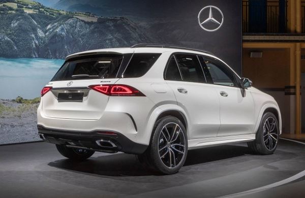 <br />
Новый Mercedes GLE в Россию не спешит<br />

