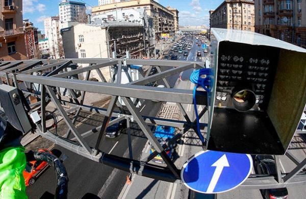 <br />
Фиксация поведения: в Москве начали устанавливать новейшие дорожные камеры<br />
