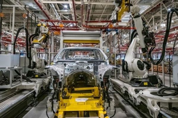 <br />
			Экскурсия на завод Mercedes-Benz в Подмосковье (30 фото)
