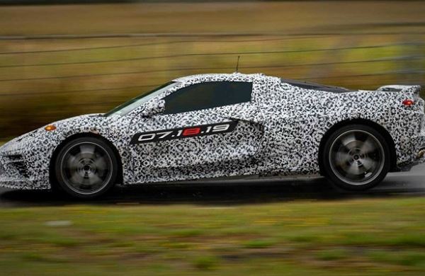 <br />
Названа дата премьеры нового Chevrolet Corvette<br />
